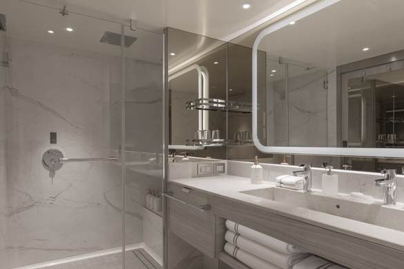 Silversea Silver Nova - Veranda Suite 8, ©Silversea Cruises Ltd.jpg